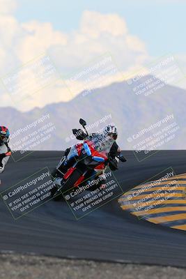 media/Oct-03-2022-Moto Forza (Mon) [[5f077a3730]]/Beginner Group/Session 5 (Turn 12)/